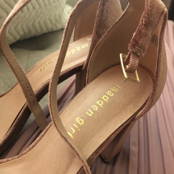 Steve Madden Velvet Heels - Picture 7 of 8